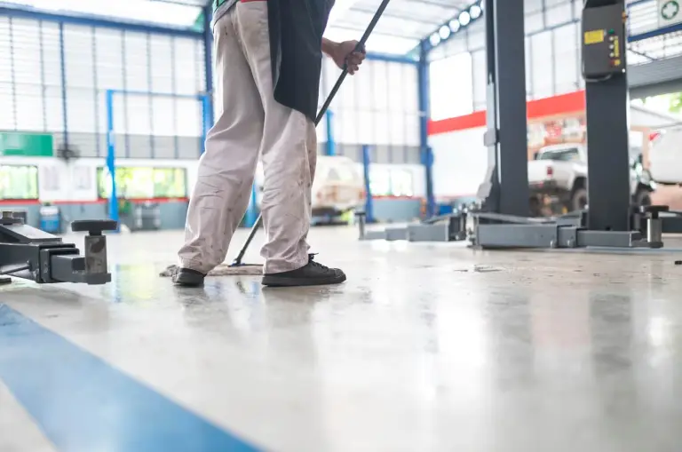 Warehouse Cleaning Checklist in Newnan, GA